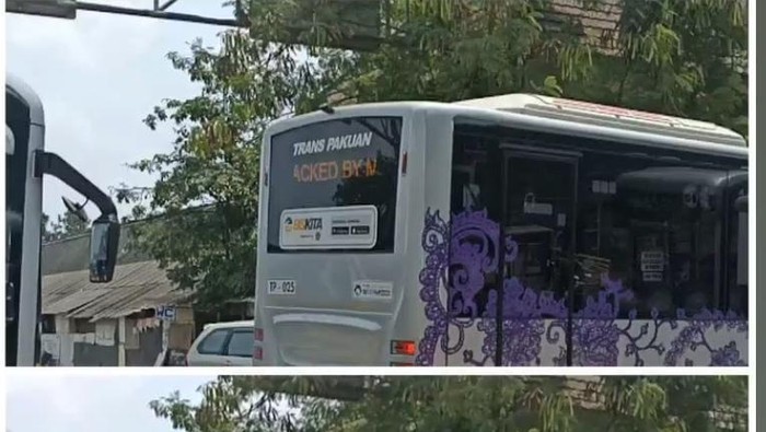 Runnig text di display LED BisKita Transpakuan diretas