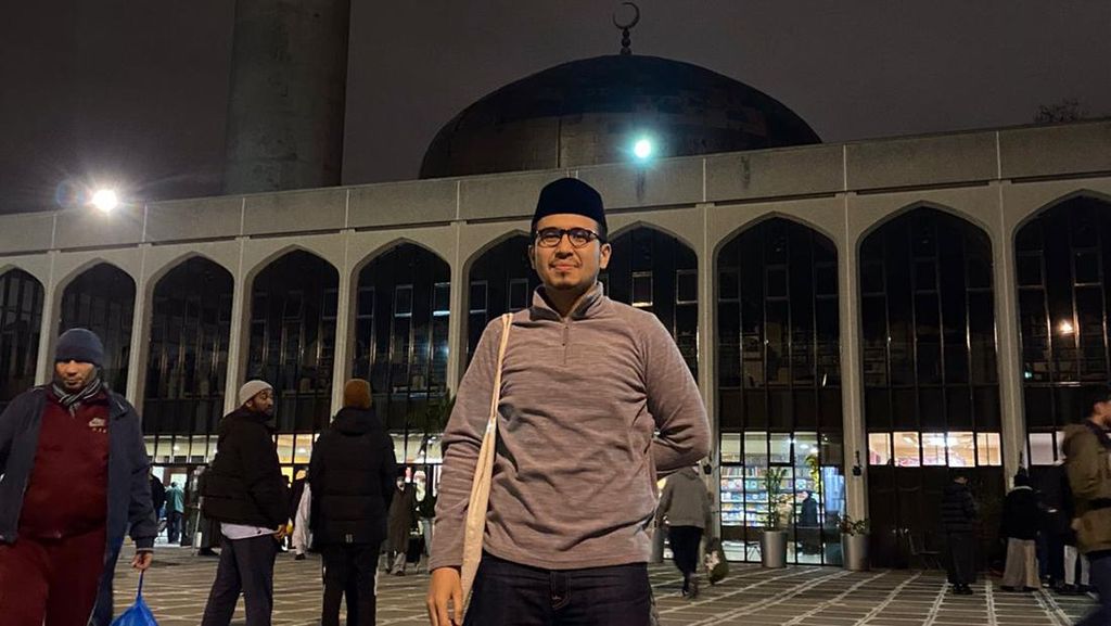 Ramadan di UK ala Mahasiswa RI, Lebih Suka Tarawih di Masjid