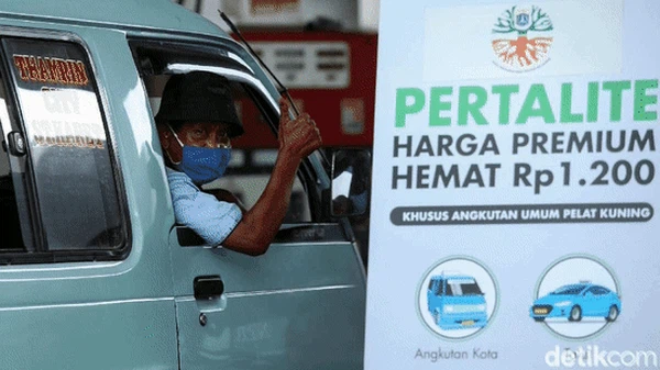 Duh... Ada Sinyal Kuat Harga Pertalite hingga Tarif Listrik Mau Naik