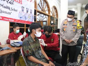 1.200 Santri di Nganjuk Disuntik Vaksin Booster Sebelum Mudik