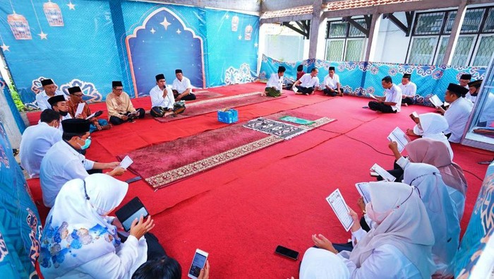 Banyuwangi Khatamkan Al-Quran 3 Ribu Kali Peringati Nuzulul Quran