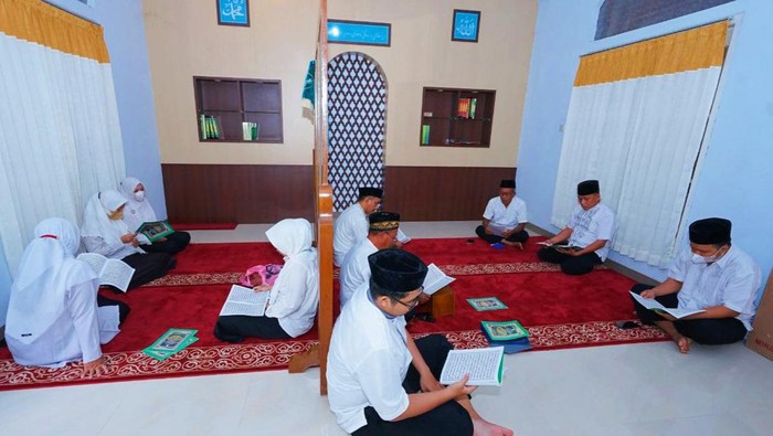 Banyuwangi Khatamkan Al-Quran 3 Ribu Kali Peringati Nuzulul Quran