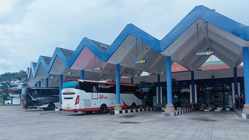 Suasana Terminal Tipe A Mengwi, Kabupaten Badung, Bali jelang Lebaran.