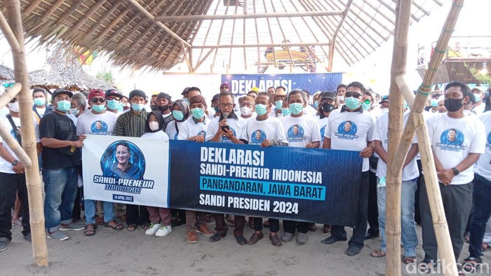 Dukungan untuk Sandiaga Uno di Pangandaran.