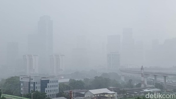 Waspada Cuaca Ekstrem, Jakarta Bakal Hujan Lebat Sampai Tahun Baru