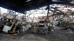 Pabrik Baja di Mariupol Jadi Kuburan Mobil Gegara Perang