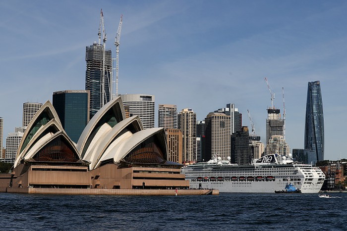 SYDNEY, AUSTRALIA - APRIL 18: The Pacific Explorer arrives in Sydney Harbour on April 18, 2022 in Sydney, Australia. The Australian governments ban on cruise ships lifted as of 17 April 2022. The restrictions banning large international cruise vessels from entering Australia had been in place since March 2020. (Photo by Brendon Thorne/Getty Images)