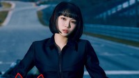 LESSERAFIM mengangkat konsep fierce dalam pemotretan pertama mereka. Foto: (dok. SOURCE MUSIC)