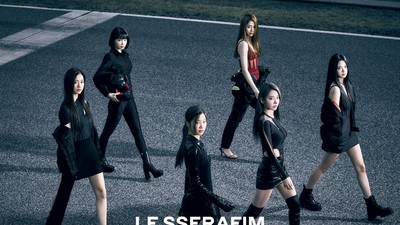 LE SSERAFIM Tampil Fierce di Foto Konsep Pertama Debut Fearless