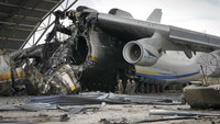 Agresi Rusia di Ukraina menyebabkan kapal terbesar di dunia buatan bekas Negara Soviet itu, Antonov AN-225, hancur lebur.  