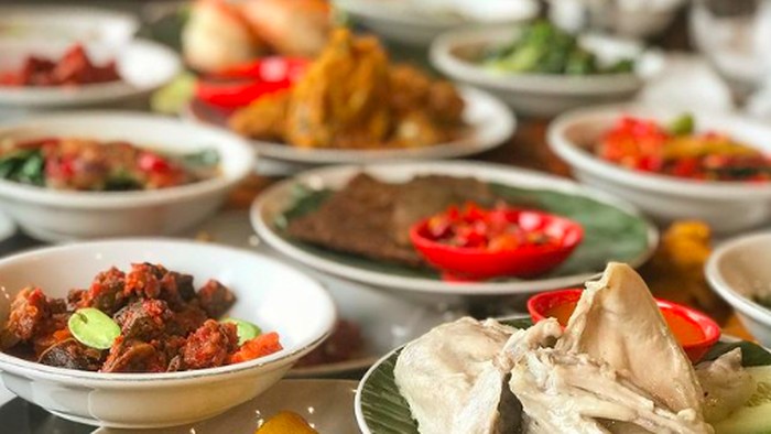 Sajian makanan di Pagi Sore.