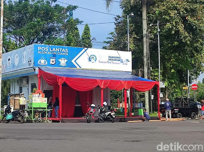 Salah satu pos pengamanan terpadu di Ciamis.
