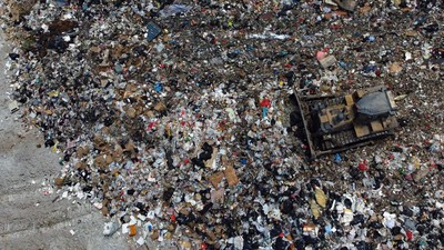 Sampah Plastik di Hong Kong Melonjak Akibat COVID-19