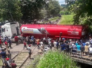 Polisi Tembakkan Peluru Tajam Bubarkan Demo di Sri Lanka, 1 Orang Tewas