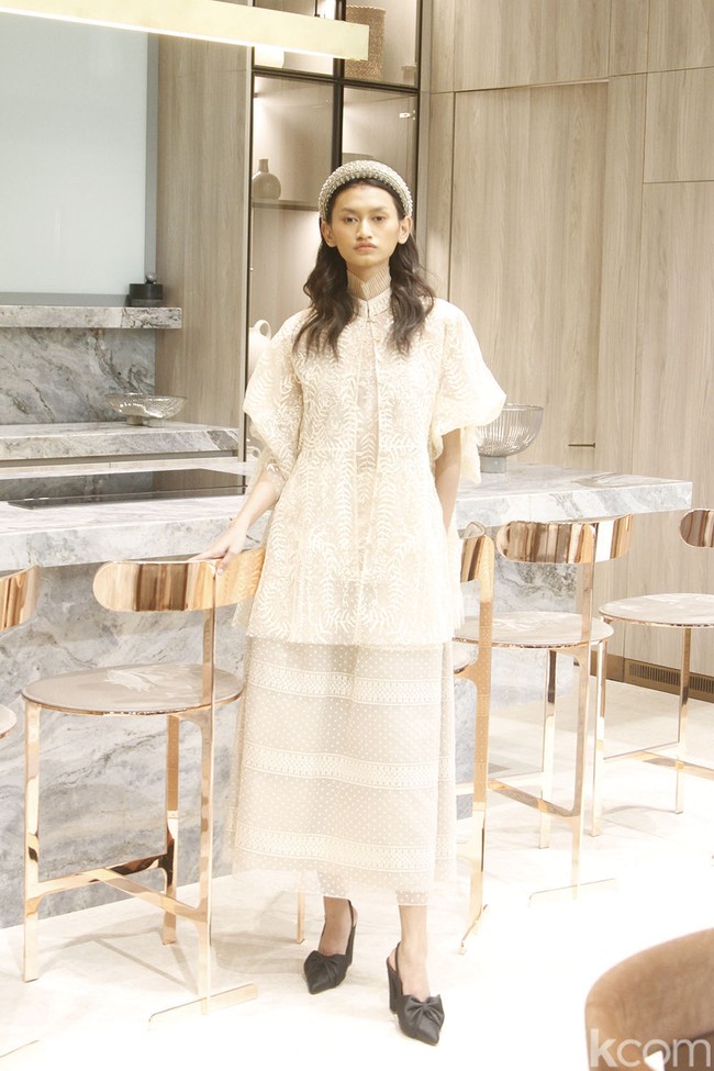 Koleksi terbaru desainer Sapto Djojokartiko yang mengangkat tema bertajuk Ied One-Off Collection 2022. Foto: Abduh/Detikcom.