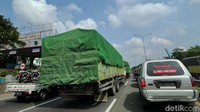 Menurut Gemilang, mulai awal Ramadan sampai dengan menjelang Idul Fitri, aktivitas pengiriman barang akan terus berlangsung. Apalagi, banyak barang kebutuhan masyarakat yang akan diangkut melalui jalur darat.  