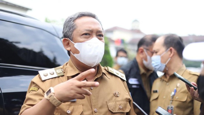 Wali Kota Bandung Yana Mulyana.