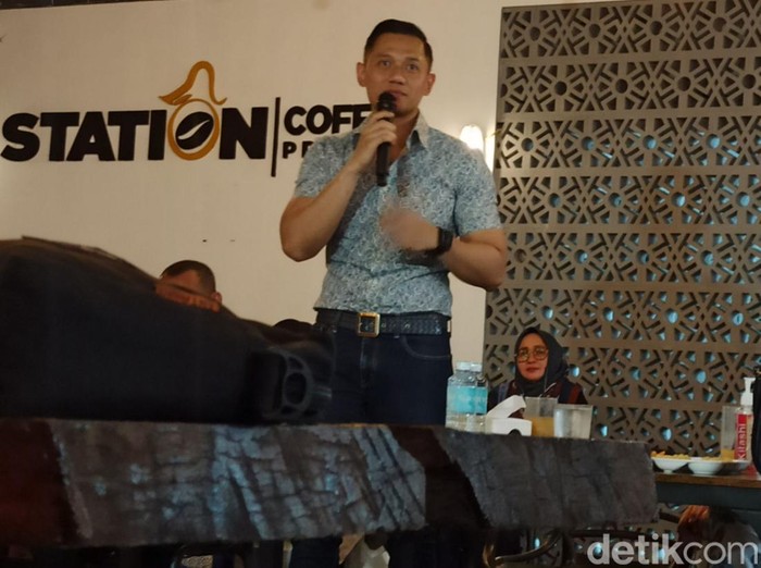 Ketum Partai Demokrat AHY saat di Banda Aceh.