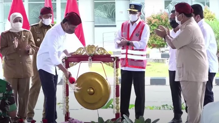 Bandara Trunojoyo yang Diresmikan Jokowi Dibangun di Atas Lahas Seluas 34 Hektare