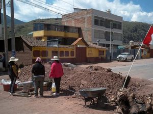 Efek Domino Perang Ukraina Sampai ke Peru, Warga Protes Blokir Jalan