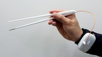 Diketahui, Miyashita dan labnya telah mengeksplorasi berbagai cara agar teknologi dapat berinteraksi dan merangsang sensorik manusia. Dia juga mengembangkan layar TV yang dapat dijilat yang dapat meniru berbagai rasa makanan. Miyashita dan Kirin sedang menyempurnakan prototipe sumpit mereka dan berharap untuk mengkomersialkannya pada awal tahun depan.