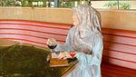 10 Momen Larissa Chou Saat Piknik hingga Makan Bareng Anak
