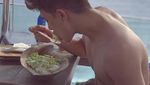 Gaya Rico Valentino Makan Bareng hingga ke Pesta Bersama Putra Siregar