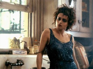 Helena Bonham Carter Batal Join The White Lotus Season 4, Ada Apa?
