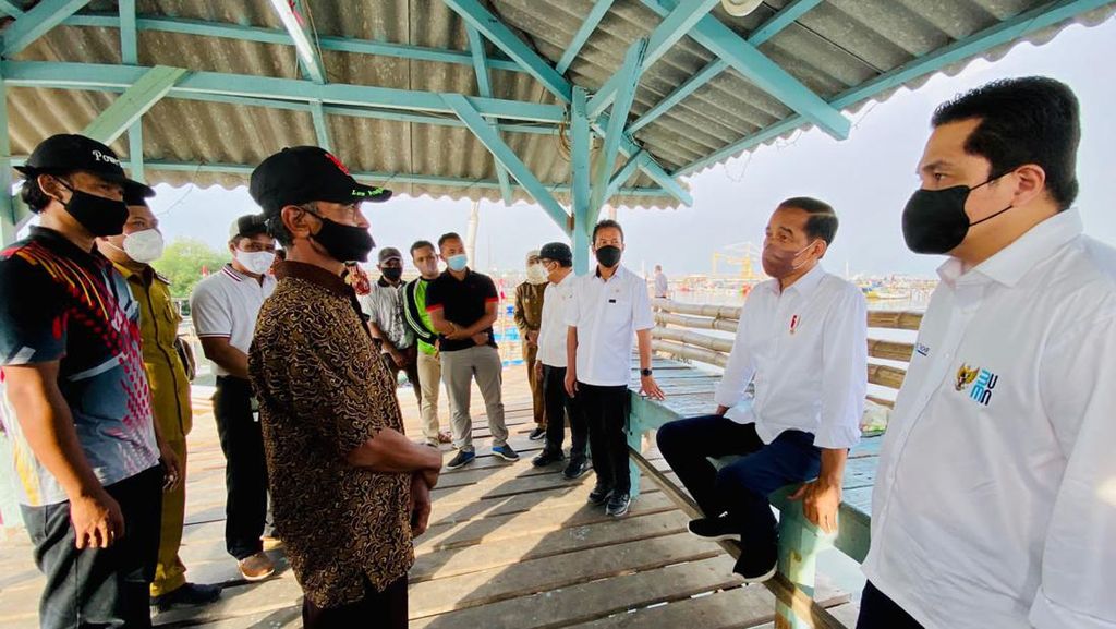Nelayan Keluhkan Sulit Dapat Sertifikat Tanah, Jokowi Telepon Menteri ATR