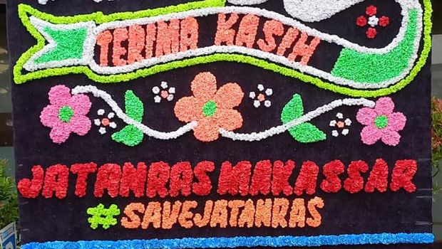 karangan bunga yang menyatakan tidak setuju Jatanras Makassar dibubarkan (Dok. Istimewa)
