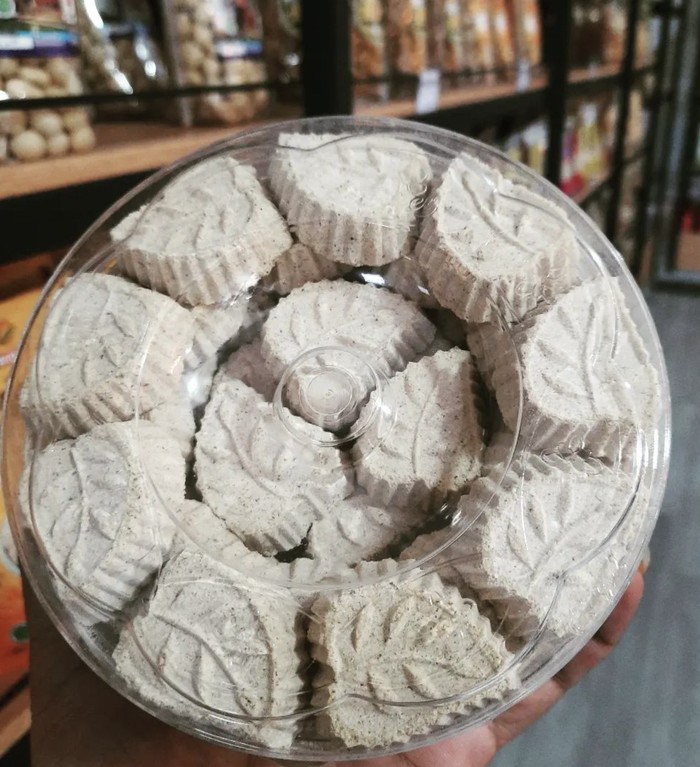 Kriuk Renyah 7 Kue Khas Betawi Buat Lebaran, Kembang Goyang hingga Kue Kepang