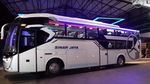 Penampakan Bus Suites Combi Sinar Jaya Garapan Laksana