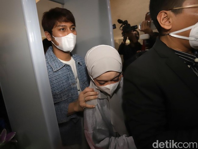 Muncul Nama Baru Terus, 10 Artis Ini Terseret DNA Pro