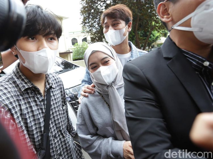 Potret Rizky Billar dan Lesti Kejora Dipanggil Polisi Terkait Kasus DNA Pro