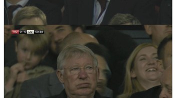 Raut wajah Sir Alex Ferguson yang sedih tim dibesarkannya jadi bulanan Liverpool musim ini. Foto: Twitter