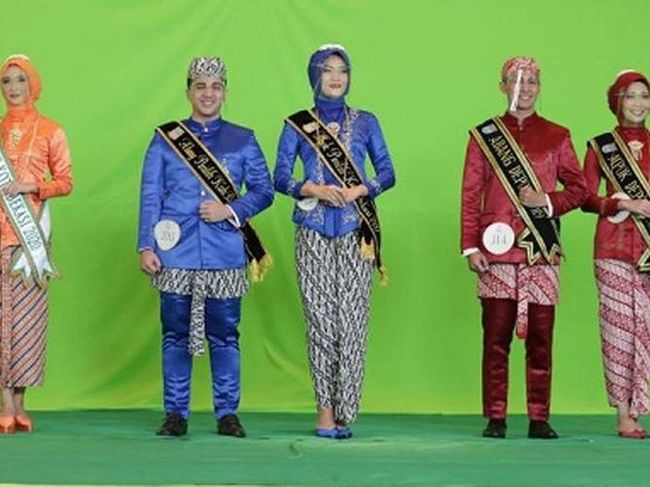 Pakaian Adat Yang Simple 5 Pakaian Adat Jawa Barat dan Keunikannya