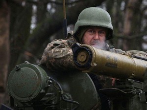 Abaikan Ancaman Rusia, Barat Janjikan Lebih Banyak Senjata untuk Ukraina