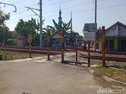 Hati-hati! 10 Perlintasan Sebidang KA di Klaten Ini Tanpa Palang Pintu