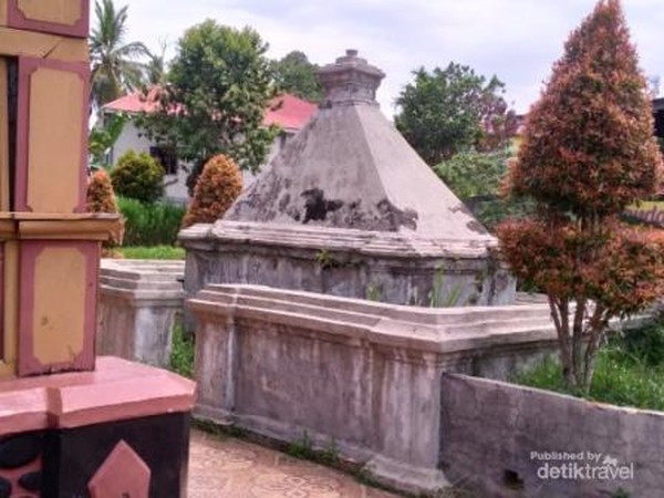 Makam Sutan Cedoh, sang Regent