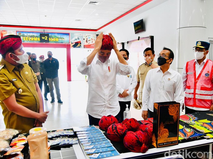 Presiden Jokowi resmikan Bandara Trunojoyo Sumenep