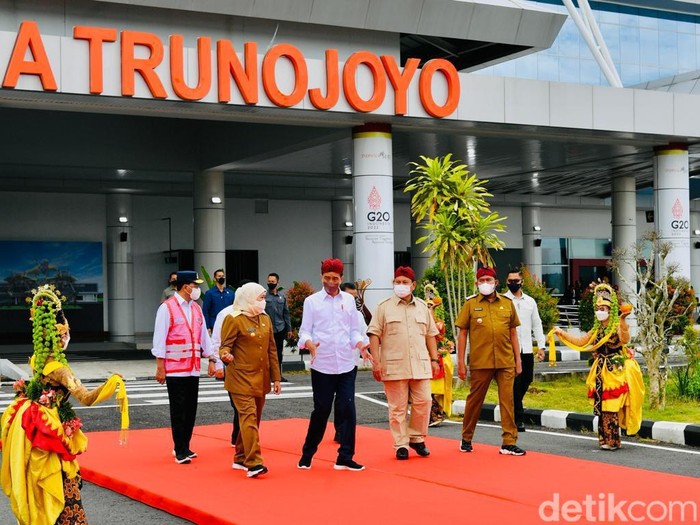 Presiden Jokowi resmikan Bandara Trunojoyo Sumenep