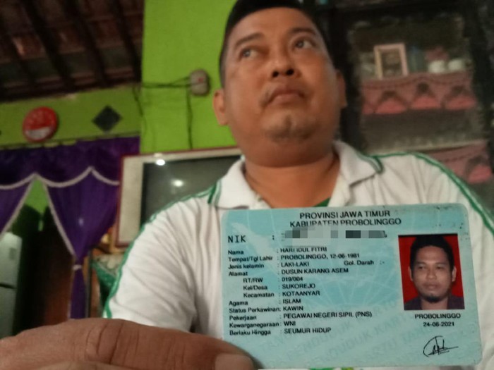 Pria di Probolinggo Bernama Hari Idul Fitri