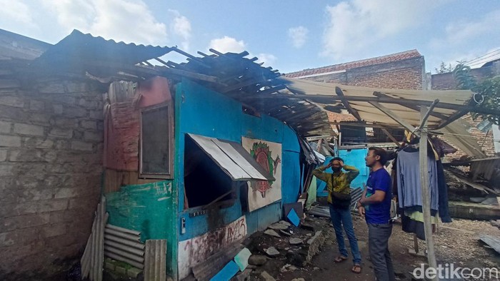 Rumah milik Siti Mulyati yang memprihatinkan di Cimahi