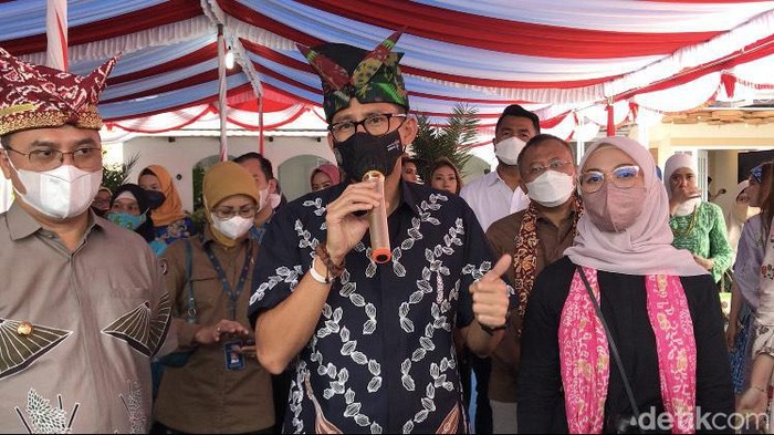 Sandiaga Uno usai meresmikan Ruang Melati.