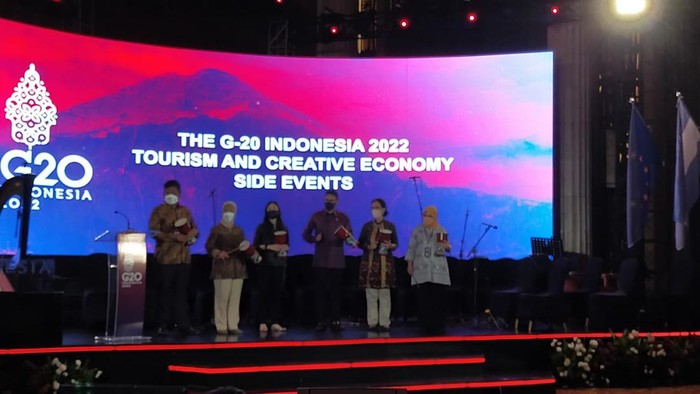 Sandiaga Uno