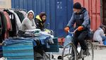 Pasar Darurat di Ukraina, Dikelilingi Bangunan Hancur Gegara Perang