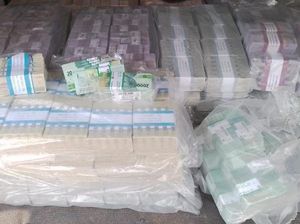 Pengakuan Pengepul Uang Baru Rp 3,7 M yang Ditemukan Dekat Exit Tol Moker