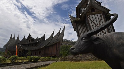Lengkapi Perjalanan ke Sumbar dengan Mengunjungi Istana Ini