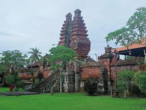 Warga Kapal Badung Pantang Pakai Bata-Kayu Jati Bangun Rumah, Kenapa?
