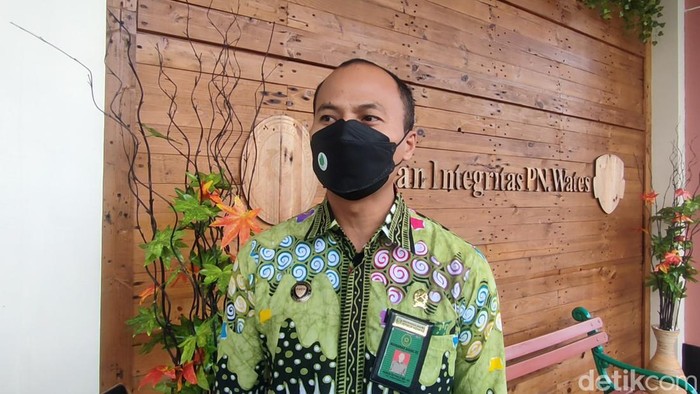 Juru Bicara PN Wates, Kemas Reynald Mei.